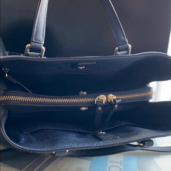 Kate Spade purse - Picture 2 of 3